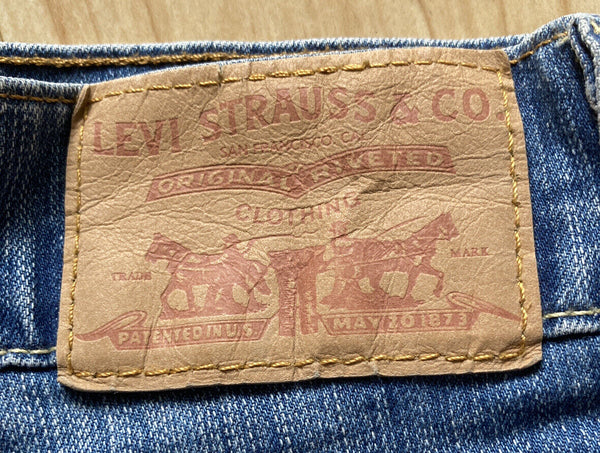 LEVIS Jeans Womens W 28 L 32 Slim Fit Blue Denim Red Tab No 186