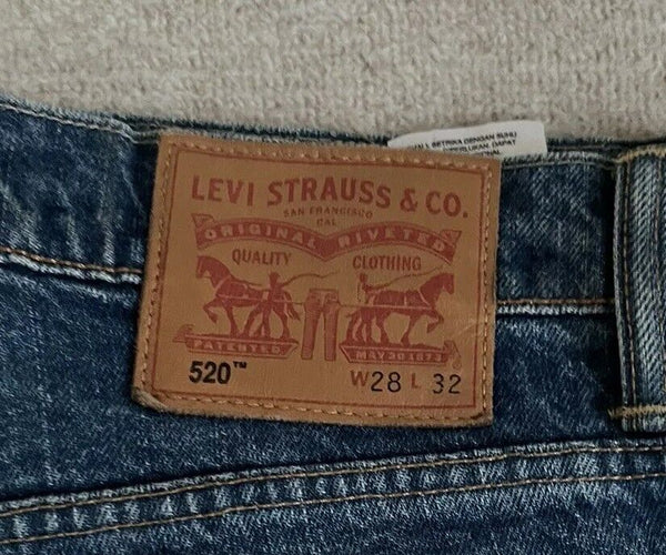 LEVIS 520 JEANS Mens W 28 L 32 vintage blue denim red tab slim fit A68