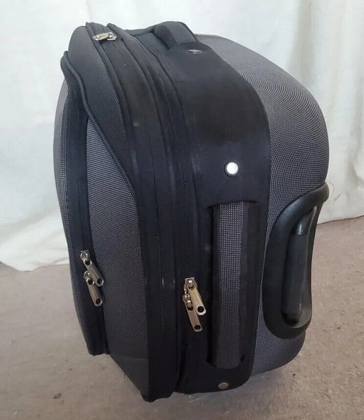 INFINITY CABIN SUITCASE Hybrid 2 Wheels Lock Expandable Only Used Once Was £135